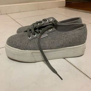 Acot Linea Platform Sneaker